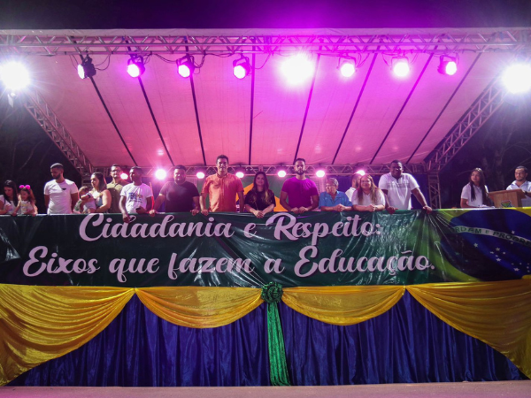Prefeitura de Mojuí dos Campos realiza desfile cívico em homenagem aos 201 anos da Independência do Brasil