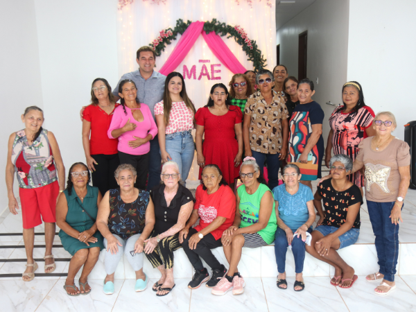 Semtras promove programação especial em celebração ao Dia das Mães no Centro de Convivência do Idoso de Mojuí dos Campos